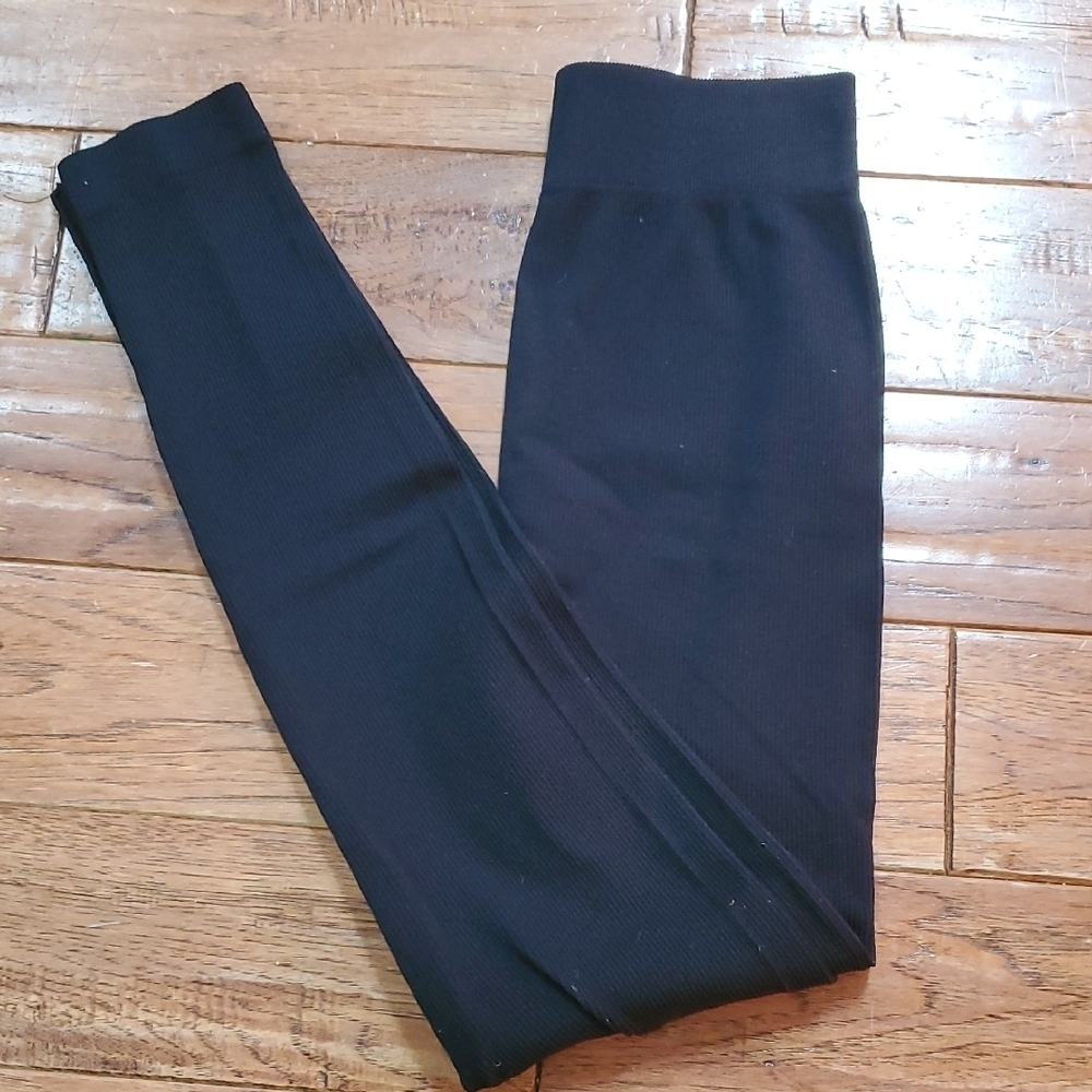 Kimberly Black Ribbed Leggings